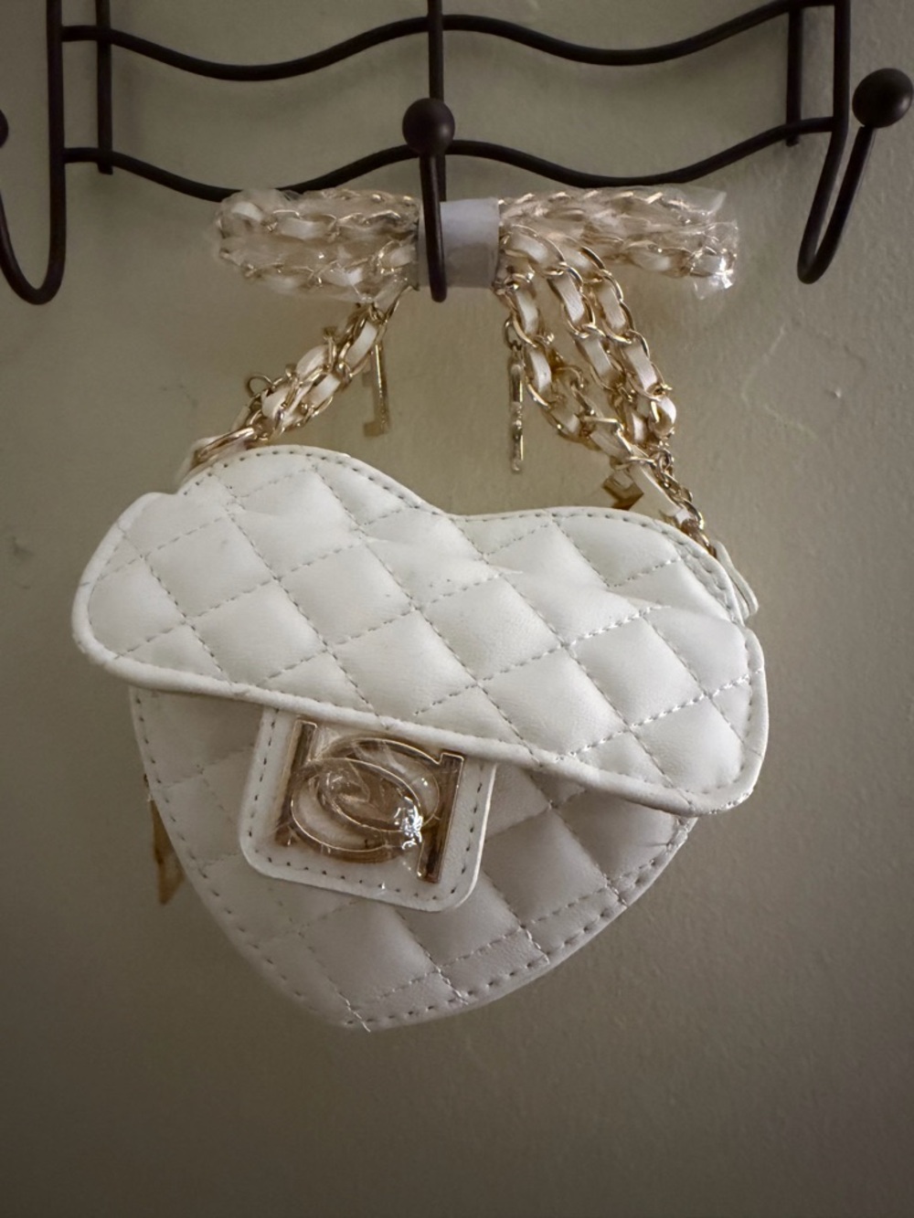 Bebe Quilted Heart Crossbody Bag in White with Gold Chain